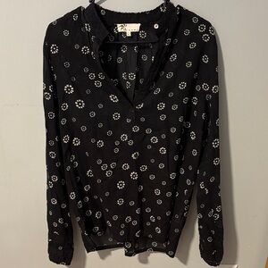 Italian 100% Cotton Black and White Floral Sheer Blouse Lace Collar